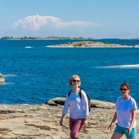 Isakssons 4 * Föglö