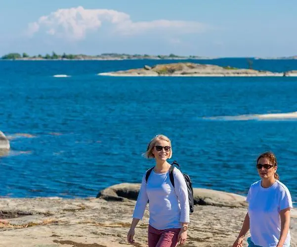 Isakssons 4 * Föglö